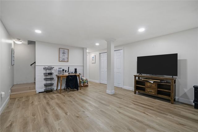 58 Sherman Avenue, Lincoln, RI 02865