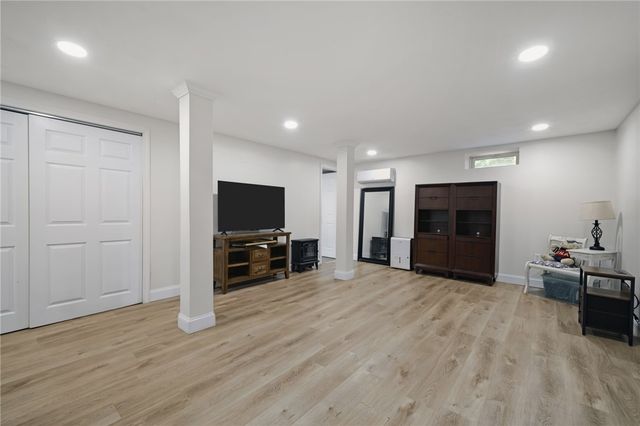 58 Sherman Avenue, Lincoln, RI 02865