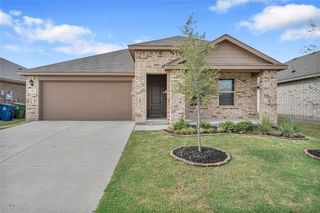 708 Basteen Lane, Justin, TX 76247