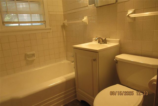 7004 NW 50th Street, Bethany, OK 73008