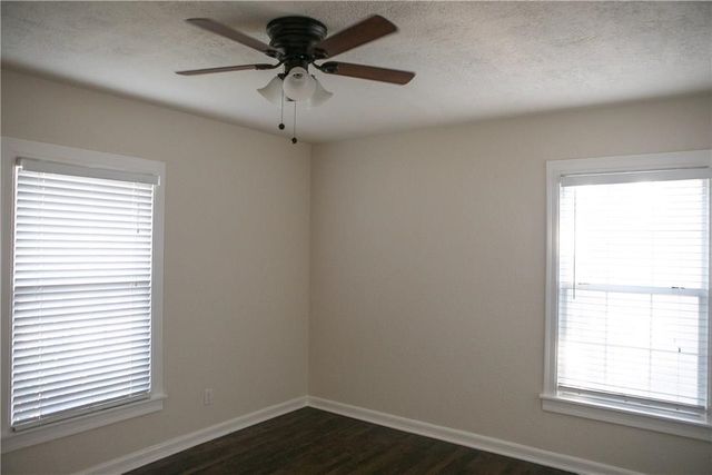 1325 Smilax Avenue, Fort Worth, TX 76111