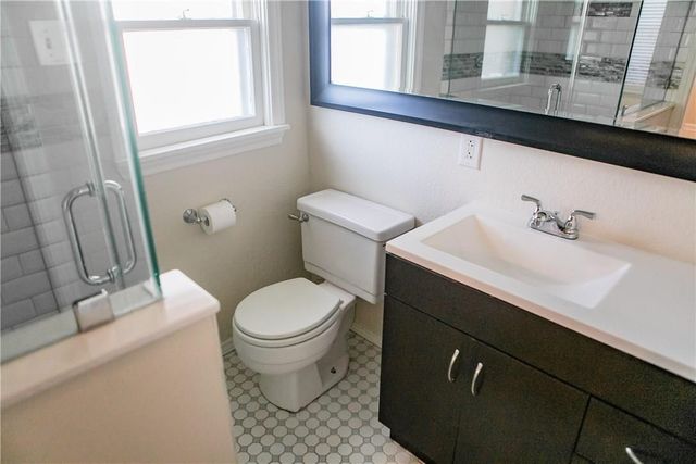 1325 Smilax Avenue, Fort Worth, TX 76111