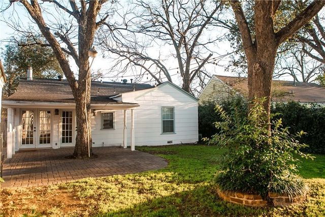 1325 Smilax Avenue, Fort Worth, TX 76111
