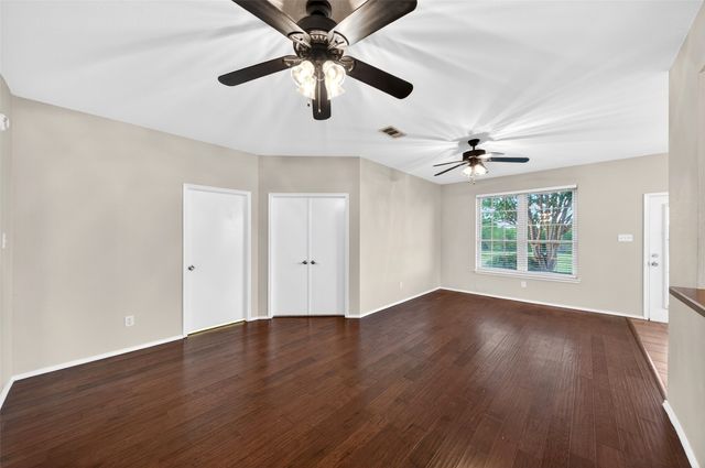 105 Southview Drive, Fate, TX 75189