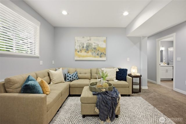 5115 Monticello Drive, Edmonds, WA 98026