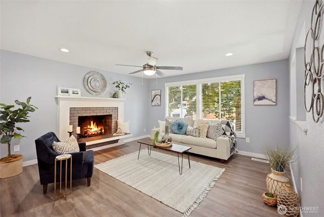 5115 Monticello Drive, Edmonds, WA 98026