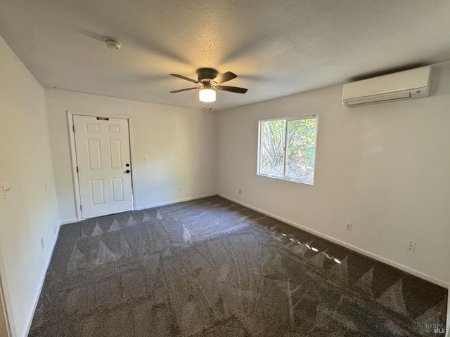 4940 Spruce St, Clearlake, CA 95422