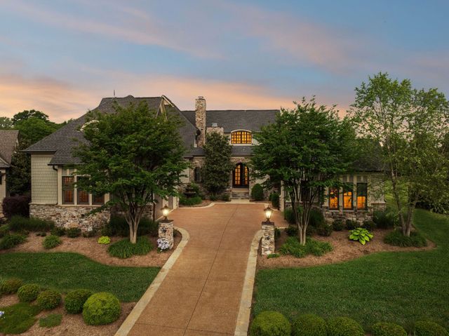 6054 Pelican Way, College Grove, TN 37046