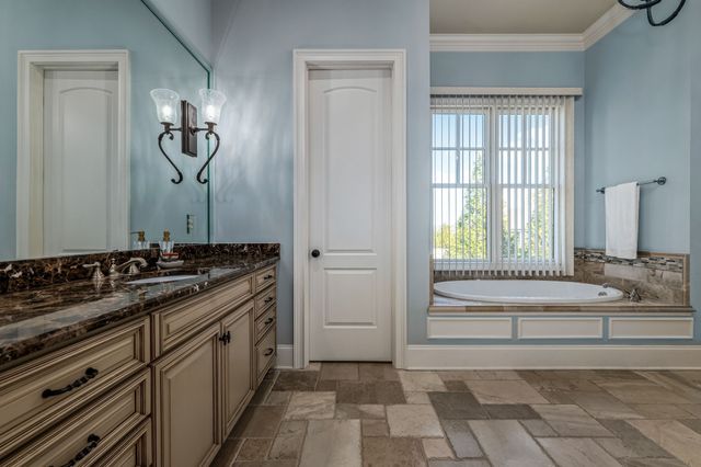 6054 Pelican Way, College Grove, TN 37046