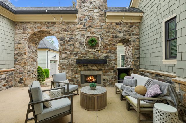 6054 Pelican Way, College Grove, TN 37046