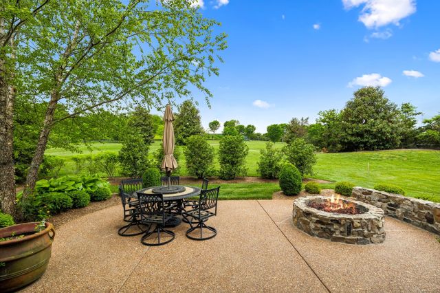 6054 Pelican Way, College Grove, TN 37046