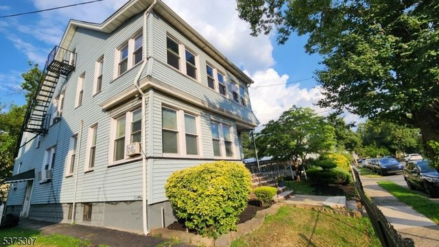 152 Berkshire Pl, Irvington Twp., NJ 07111