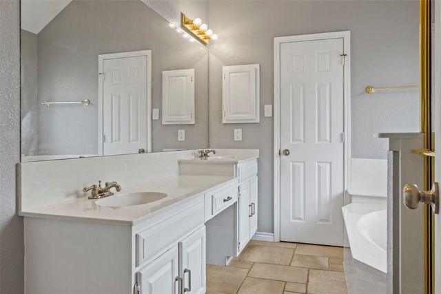 2011 Woven Trail, Lewisville, TX 75067