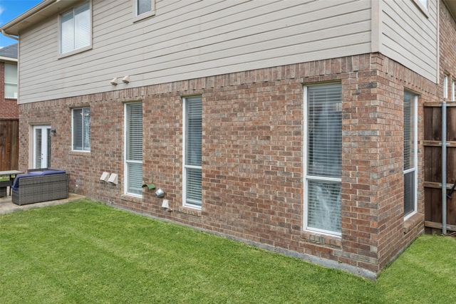 2011 Woven Trail, Lewisville, TX 75067