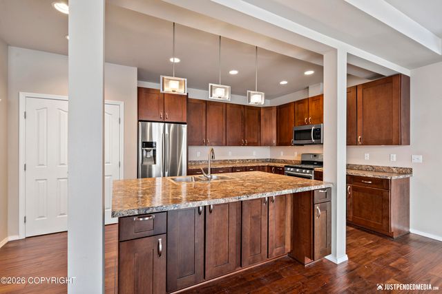 1007 Northpointe Bluff Drive, Anchorage, AK 99501