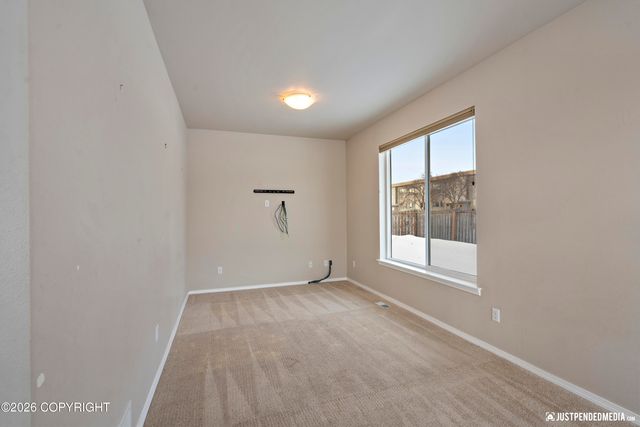 1007 Northpointe Bluff Drive, Anchorage, AK 99501