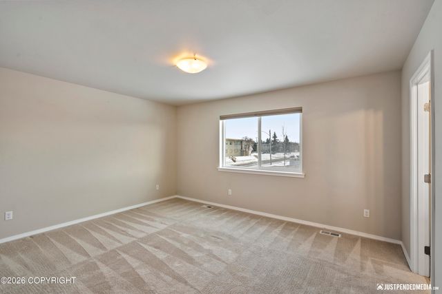 1007 Northpointe Bluff Drive, Anchorage, AK 99501