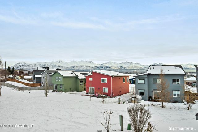 1007 Northpointe Bluff Drive, Anchorage, AK 99501