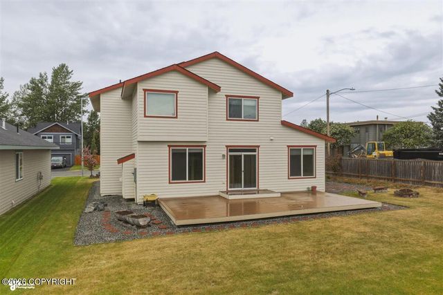 1007 Northpointe Bluff Drive, Anchorage, AK 99501