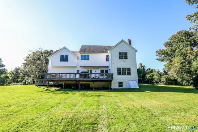 21 Heritage Drive, New Milford, CT 06776
