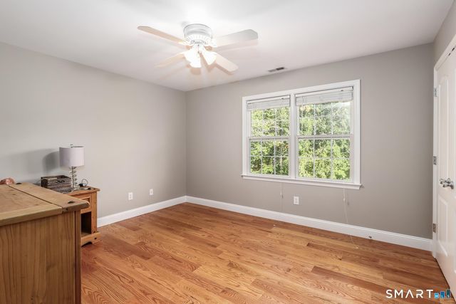21 Heritage Drive, New Milford, CT 06776