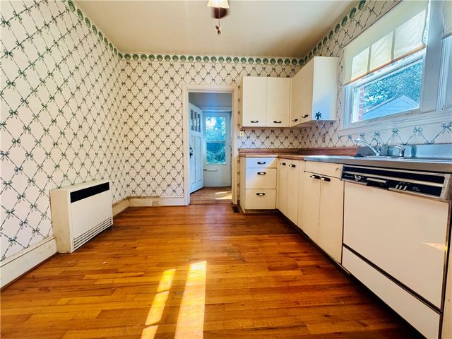 302 Chestnut Street, Abbeville, SC 29620