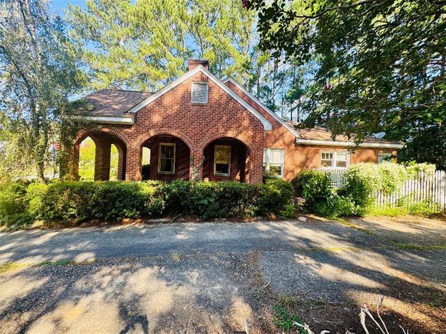 302 Chestnut Street, Abbeville, SC 29620