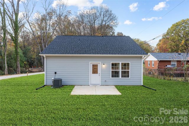 711 East Drive, Cherryville, NC 28021