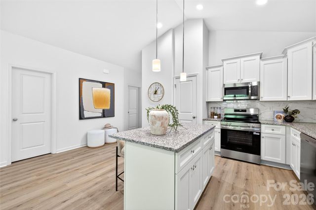 711 East Drive, Cherryville, NC 28021