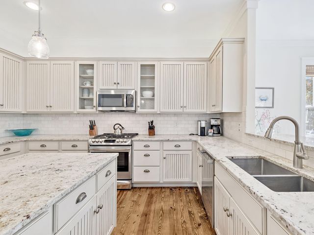 384 Red Cedar Way, Santa Rosa Beach, FL 32459