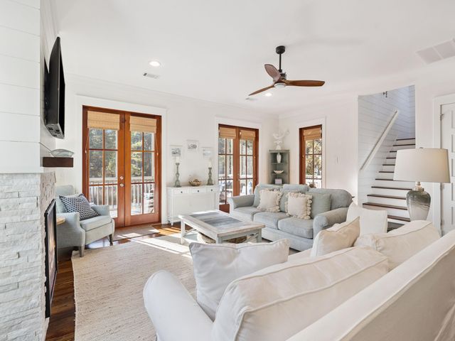 384 Red Cedar Way, Santa Rosa Beach, FL 32459