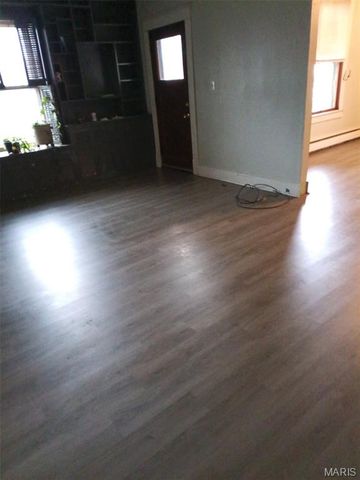 617 N Easton Street, Staunton, IL 62088