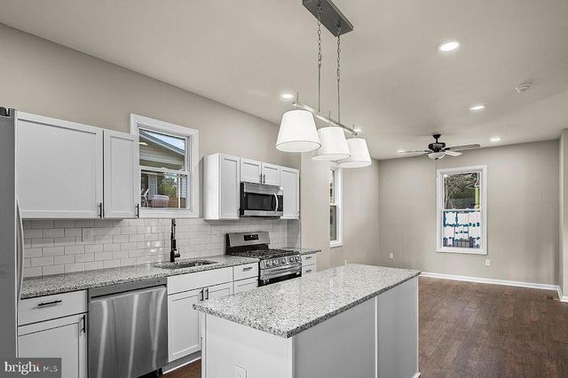 3909 FLEETWOOD AVE, Baltimore, MD 21206