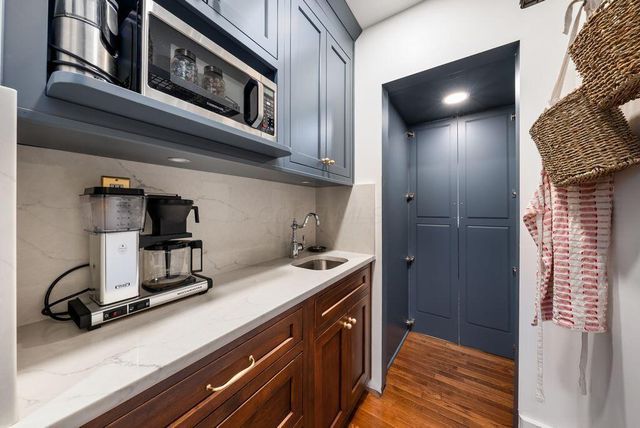 151 W Lincoln Avenue, Delaware, OH 43015