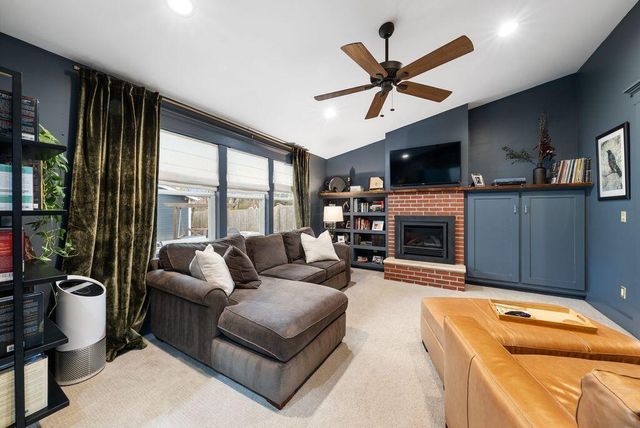 151 W Lincoln Avenue, Delaware, OH 43015