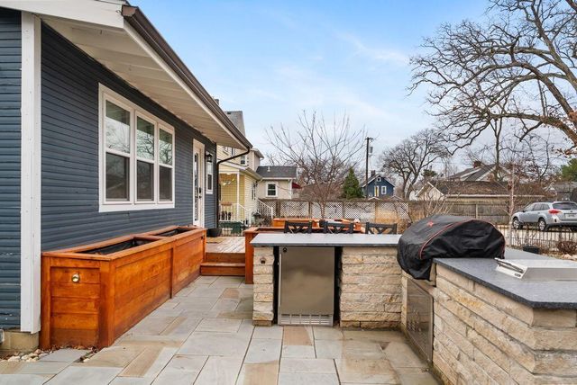 151 W Lincoln Avenue, Delaware, OH 43015