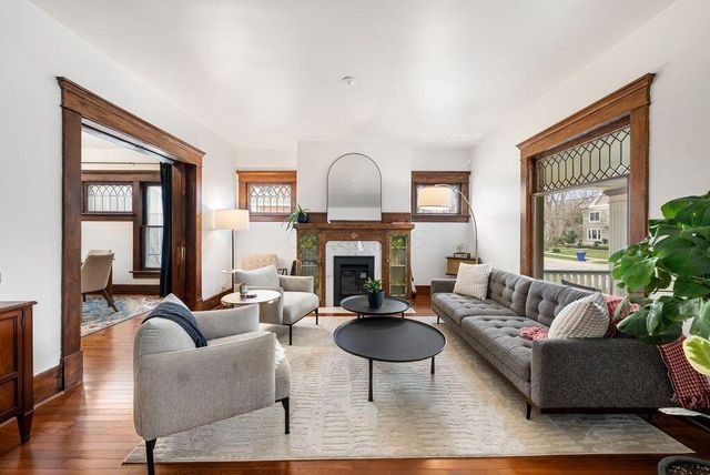 151 W Lincoln Avenue, Delaware, OH 43015