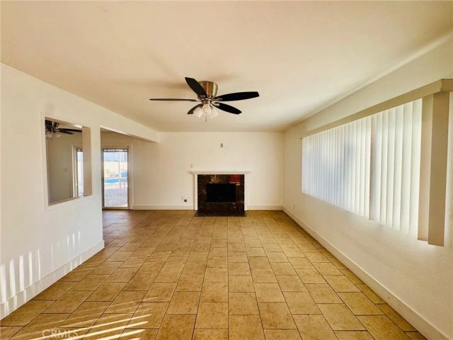 1031 Elizabeth Court, Bakersfield, CA 93308