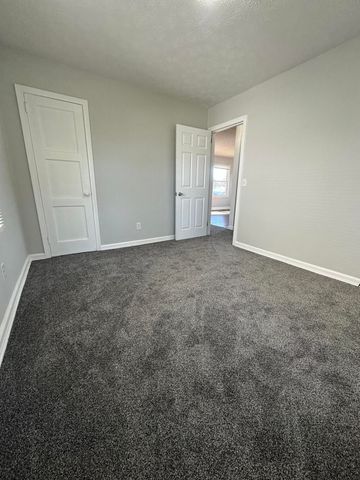 1633 N Sweetbriar Lane 1633 N Sweetbriar Lane, Springfield, OH 45505