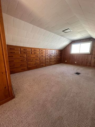 1633 N Sweetbriar Lane 1633 N Sweetbriar Lane, Springfield, OH 45505