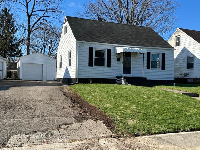 1633 N Sweetbriar Lane 1633 N Sweetbriar Lane, Springfield, OH 45505