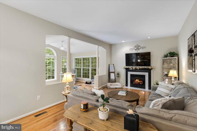 11218 STONEBROOK DR, Manassas, VA 20112