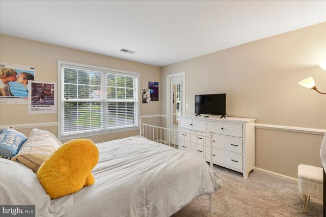 11218 STONEBROOK DR, Manassas, VA 20112