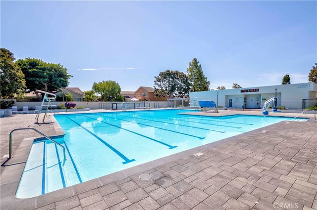 49 Meadowgrass, Irvine, CA 92604