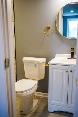 7412 N Strathbury Avenue, Kansas City, MO 64151