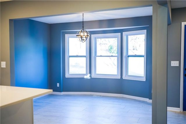 7412 N Strathbury Avenue, Kansas City, MO 64151