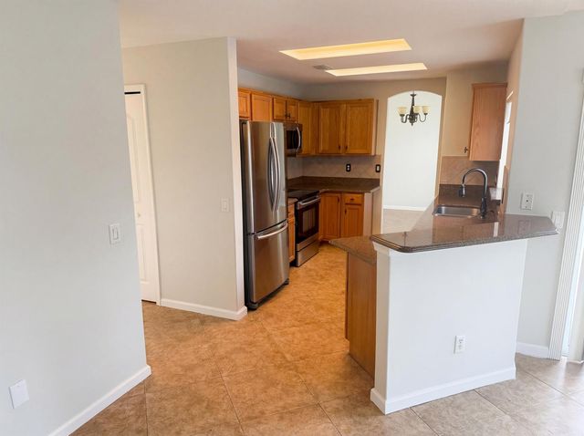 2332 SE Berkshire Boulevard, Port Saint Lucie, FL 34952