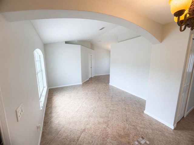 2332 SE Berkshire Boulevard, Port Saint Lucie, FL 34952