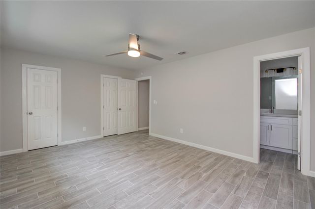 7902 La Roche Lane, Houston, TX 77036