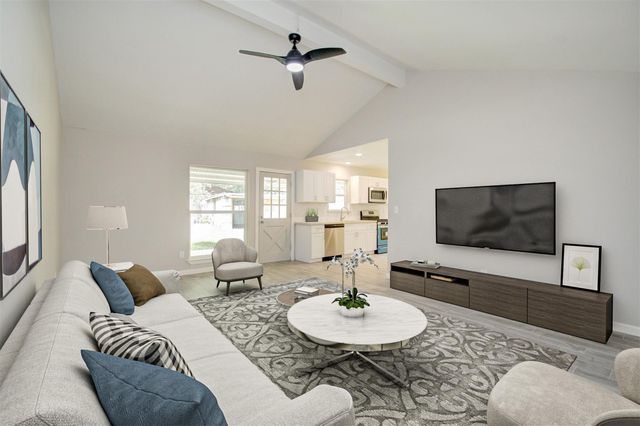 7902 La Roche Lane, Houston, TX 77036